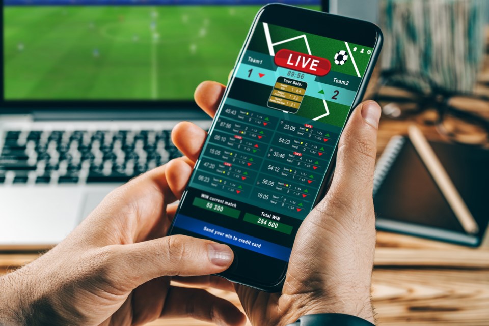 Top online casinos for large 8